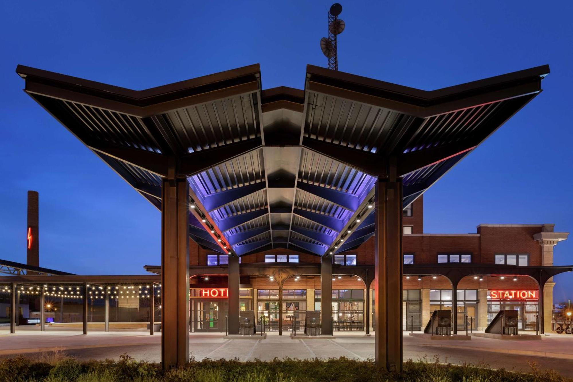 The Central Station Memphis, Curio Collection By Hilton Hotel Exterior photo